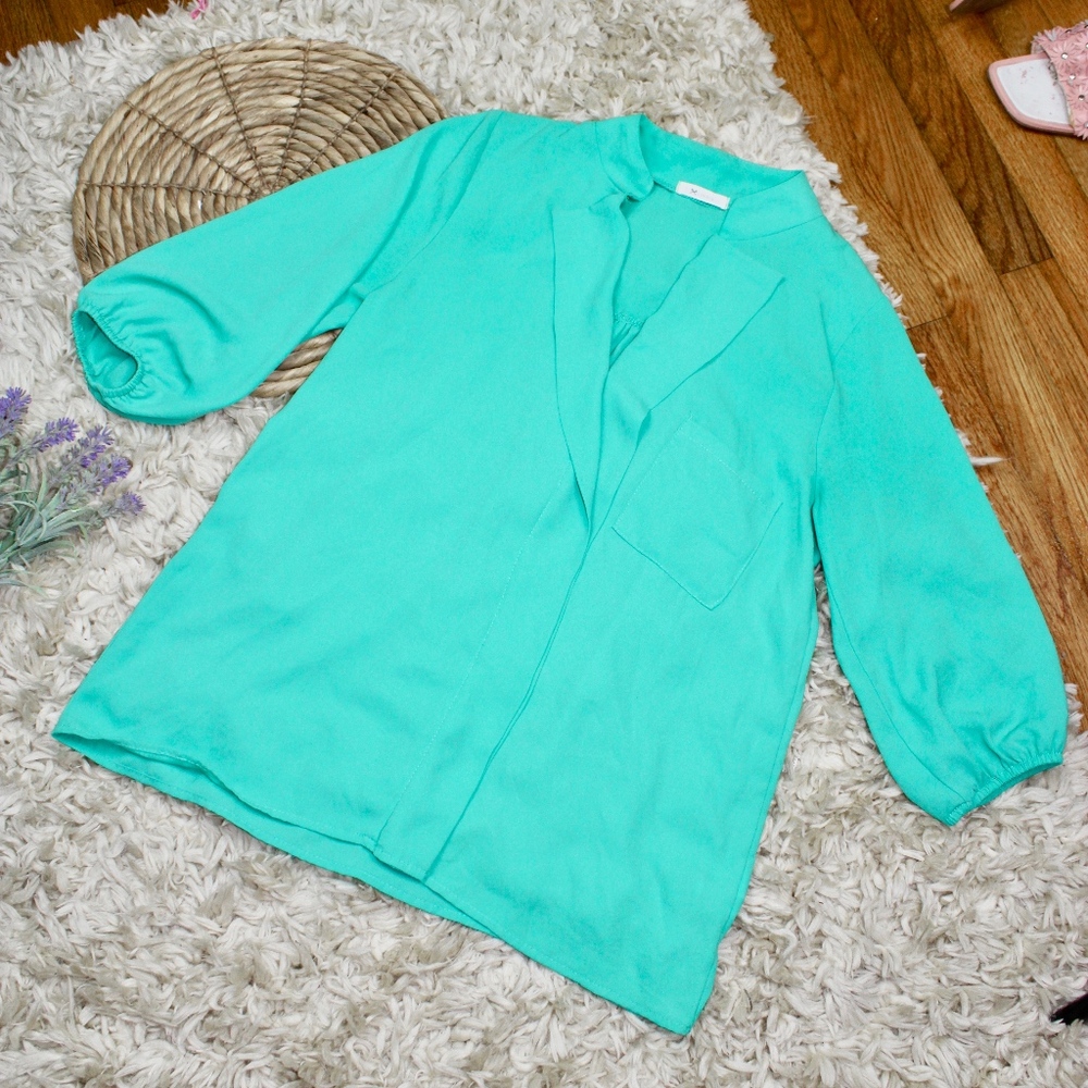Everly Anthropologie Workwear Mint Green Blouse Sm